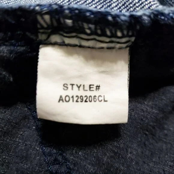 Sold Design Lab Women's Distressed Straight Leg Blue Jeans Women's Size 26 - Picture 9 of 12